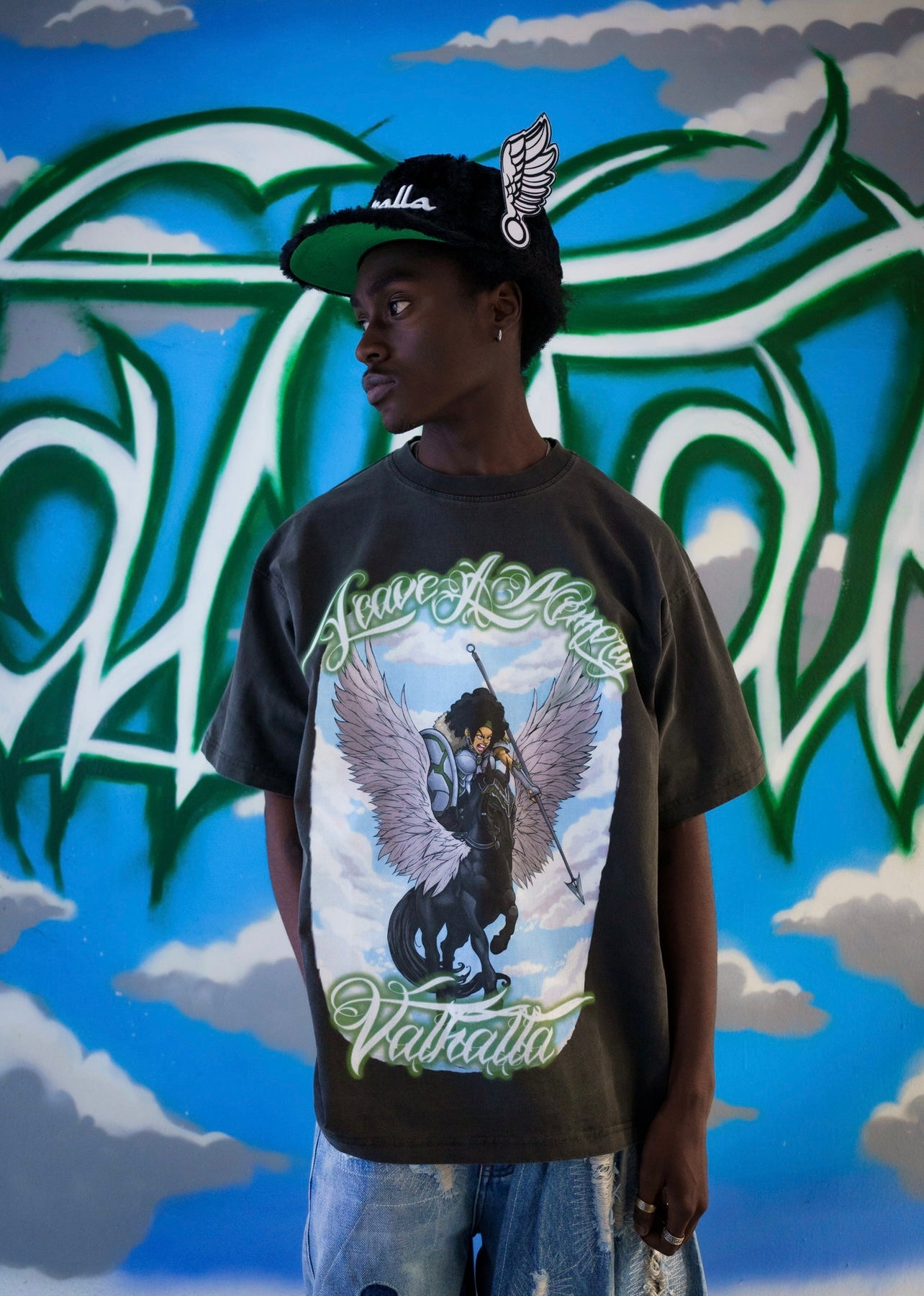 LEAVE A MEMORY T-SHIRT GREY